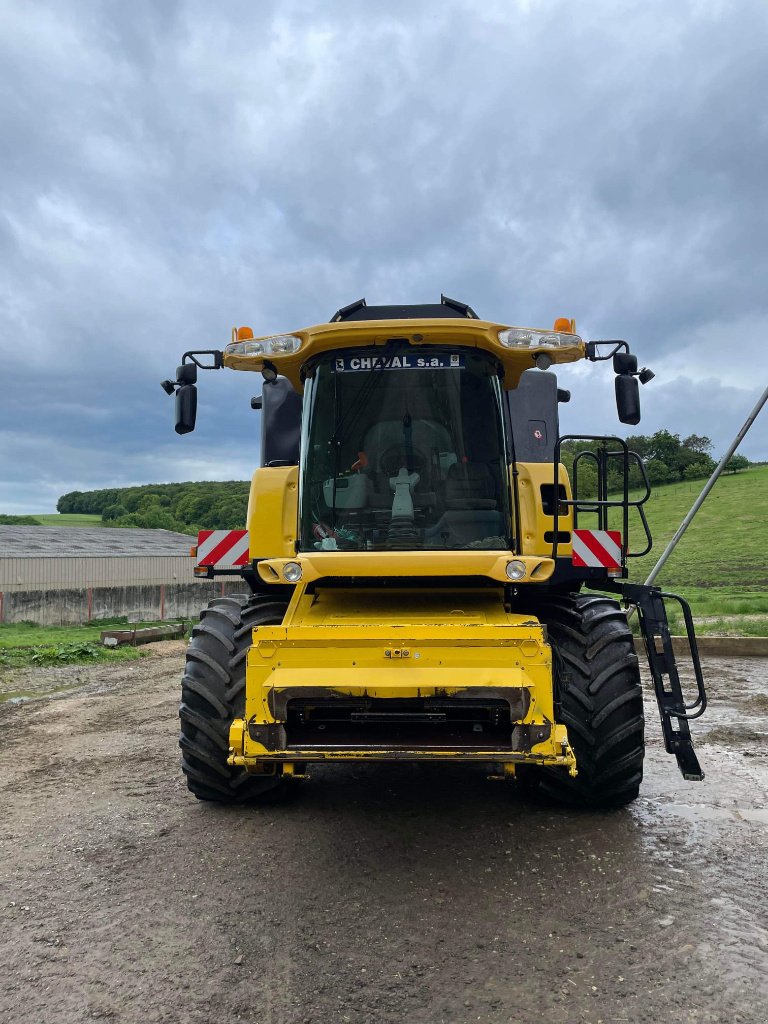 Mähdrescher typu New Holland CX 840 STANDARD, Gebrauchtmaschine w Eton (Zdjęcie 7)