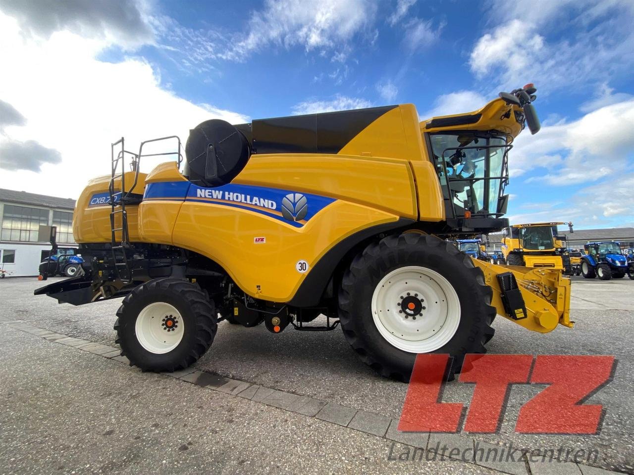 Mähdrescher typu New Holland CX 8.70 ST5 ZED S-Modell Vorführer, Neumaschine v Ampfing (Obrázok 3)