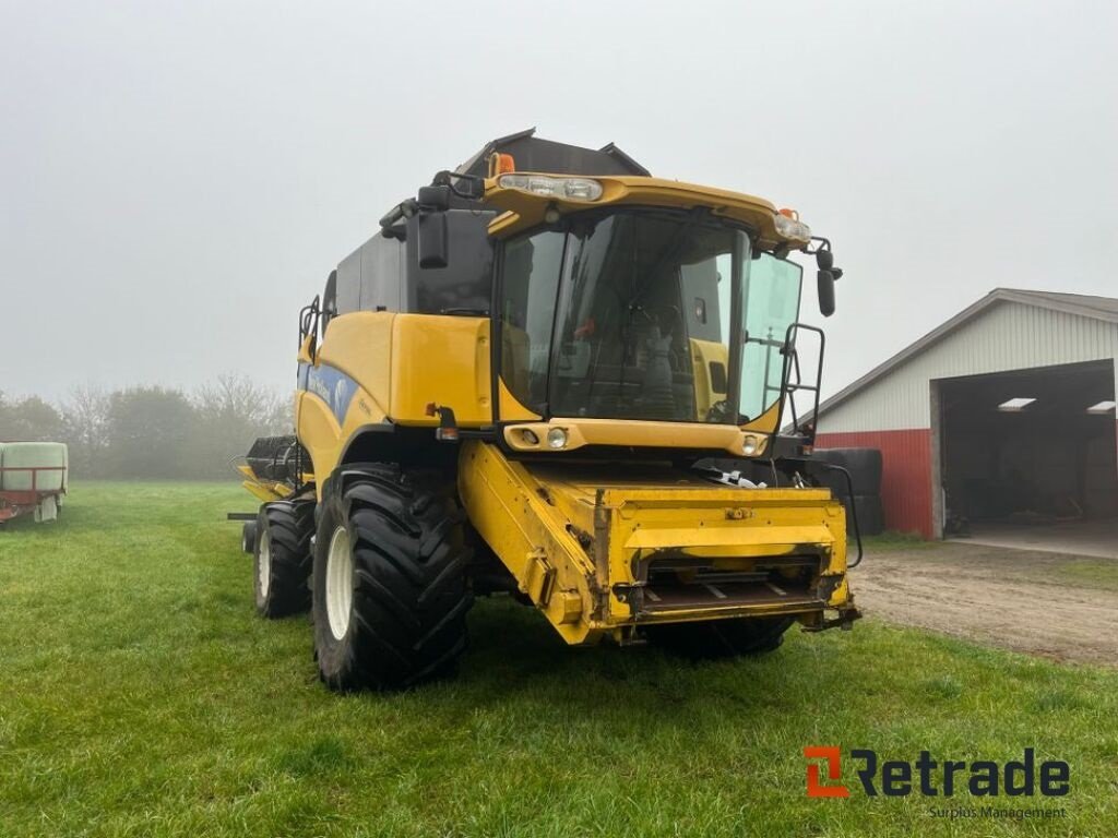 Mähdrescher za tip New Holland CX 880, Gebrauchtmaschine u Rødovre (Slika 5)