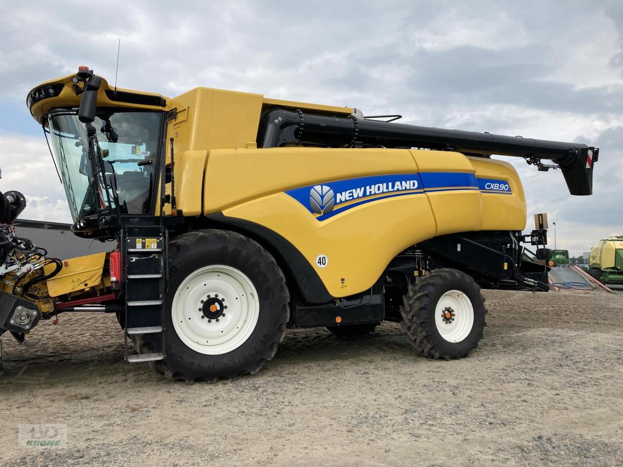 Mähdrescher a típus New Holland CX 8.90, Gebrauchtmaschine ekkor: Spelle (Kép 1)