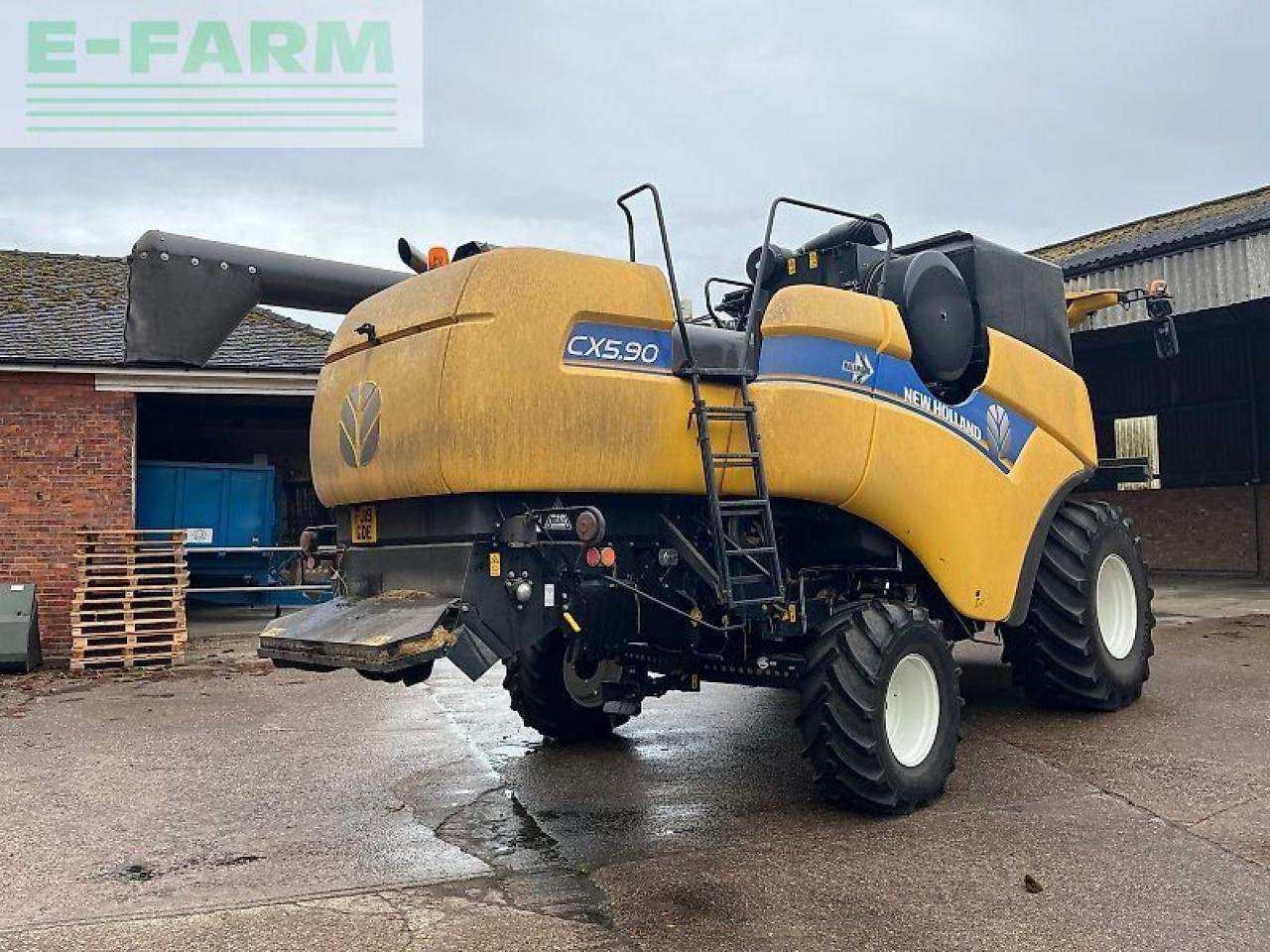 Mähdrescher van het type New Holland cx5.90, Gebrauchtmaschine in SHREWSBURRY (Foto 10)