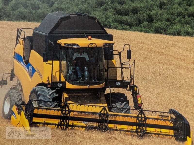 Mähdrescher des Typs New Holland CX5.90, Gebrauchtmaschine in Wellheim (Bild 1)