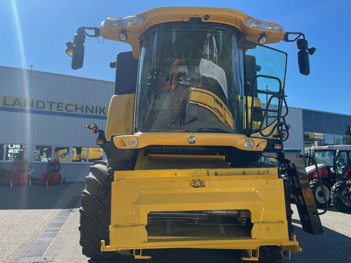 Mähdrescher tip New Holland CX8040, Gebrauchtmaschine in Burgkirchen (Poză 13)