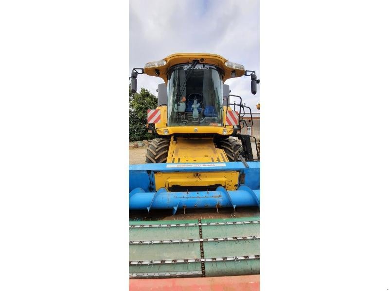 Mähdrescher του τύπου New Holland CX8040, Gebrauchtmaschine σε ANTIGNY (Φωτογραφία 1)