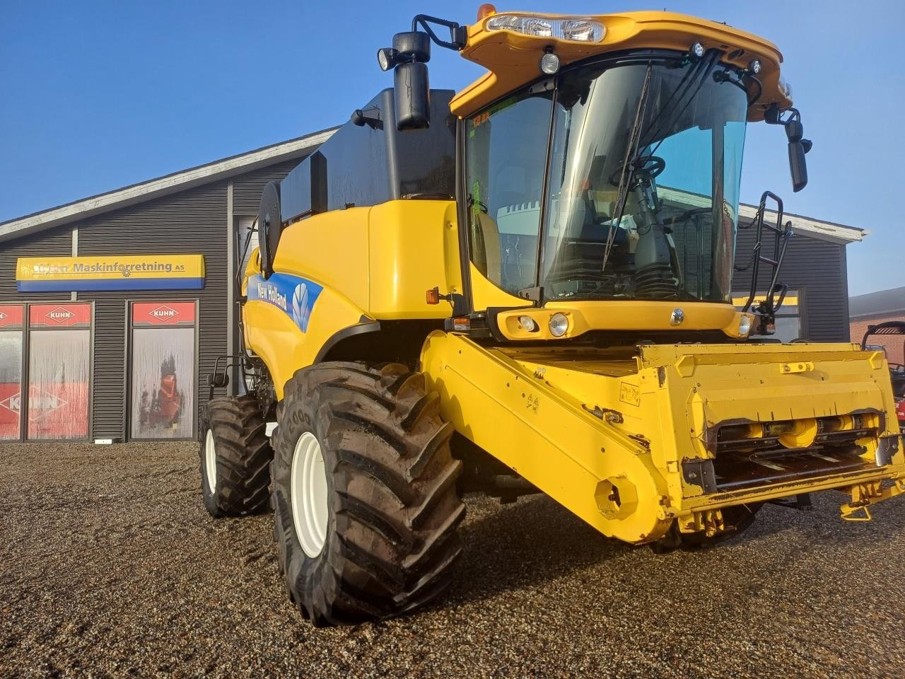 Mähdrescher van het type New Holland CX8060, Gebrauchtmaschine in Skjern (Foto 1)