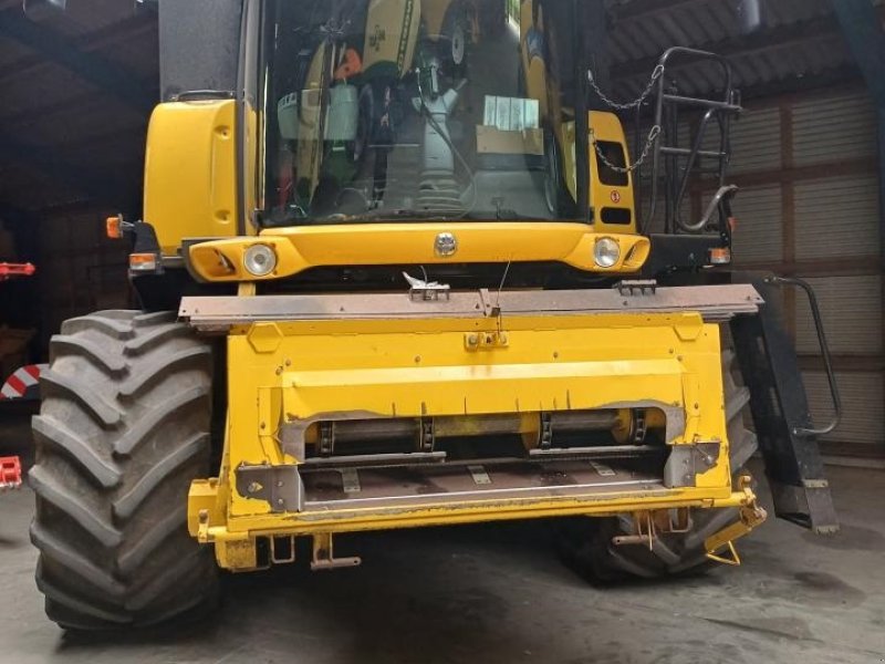 Mähdrescher del tipo New Holland CX8060, Gebrauchtmaschine en Skjern (Imagen 1)