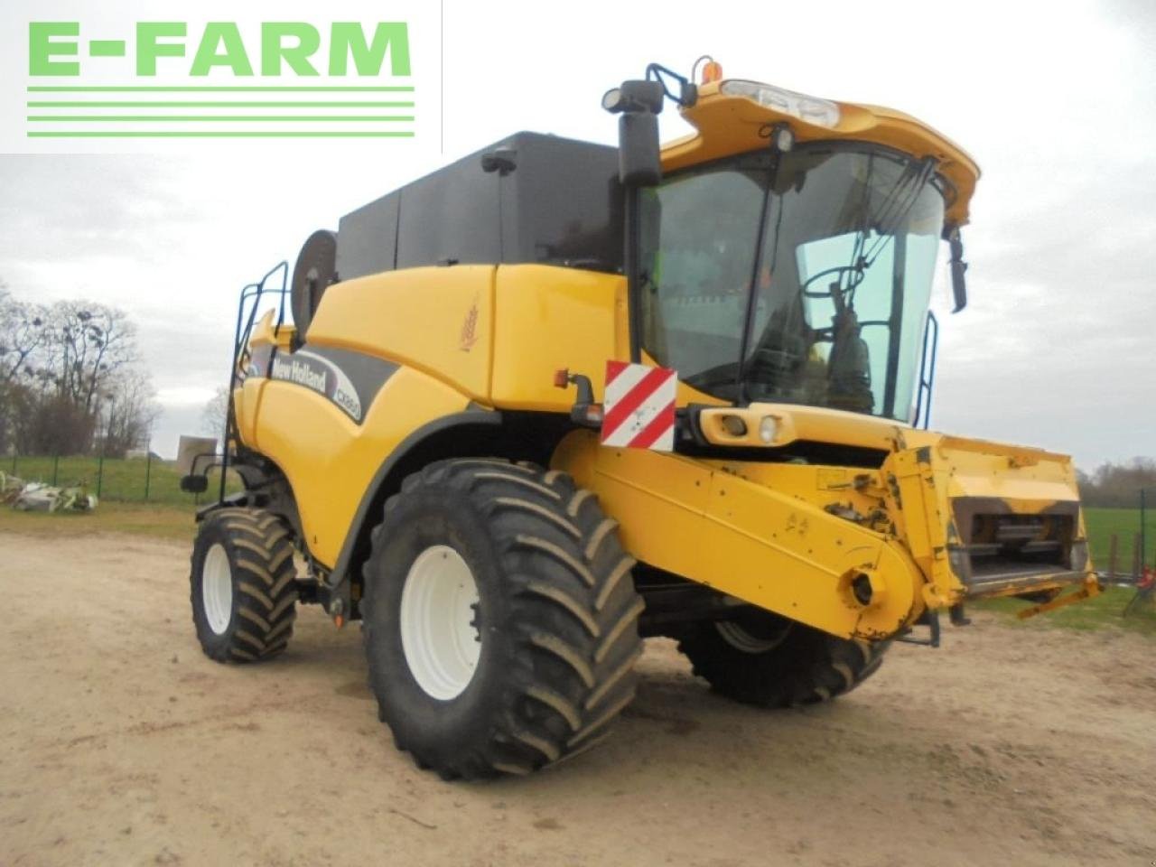 Mähdrescher typu New Holland cx860sl, Gebrauchtmaschine w Authon (Zdjęcie 4)