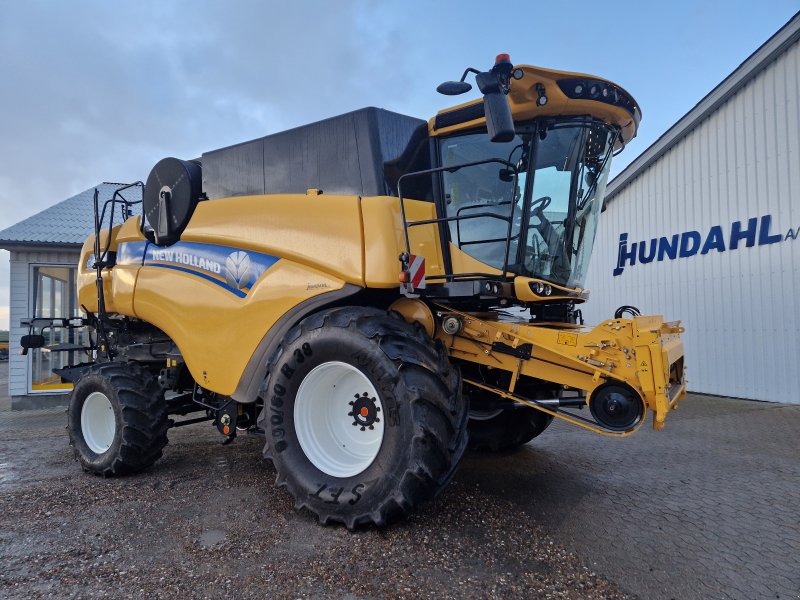 Mähdrescher del tipo New Holland CX8.70 SLH, Gebrauchtmaschine In Thisted (Immagine 1)