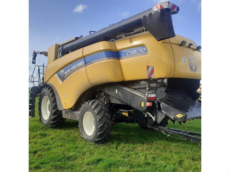 Mähdrescher от тип New Holland CX8.70, Gebrauchtmaschine в HERLIN LE SEC (Снимка 4)