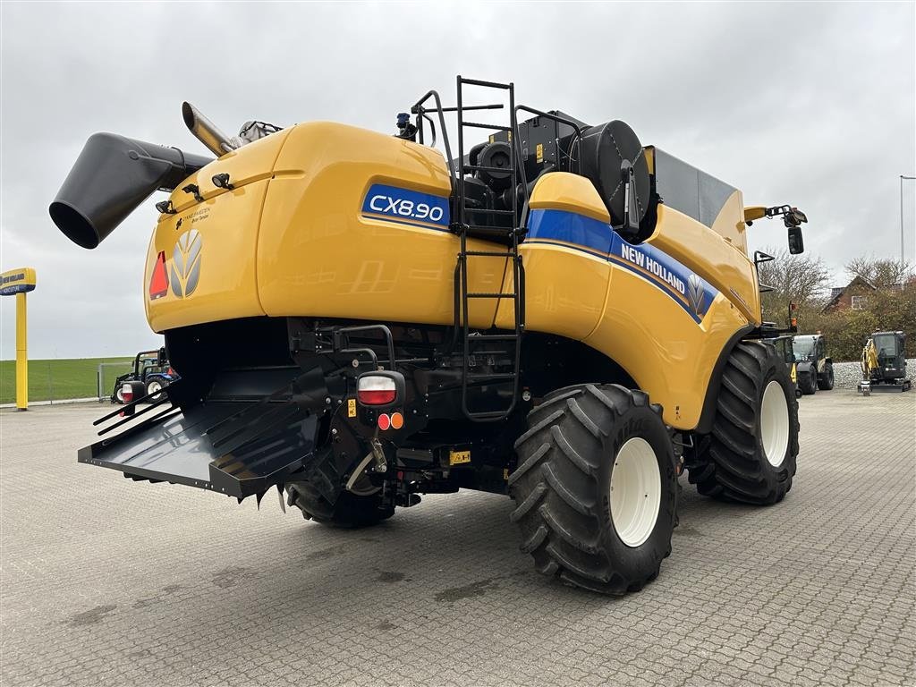 Mähdrescher a típus New Holland CX8.90 SLH + FD135 MacDon sejlbord, Gebrauchtmaschine ekkor: Gjerlev J. (Kép 5)