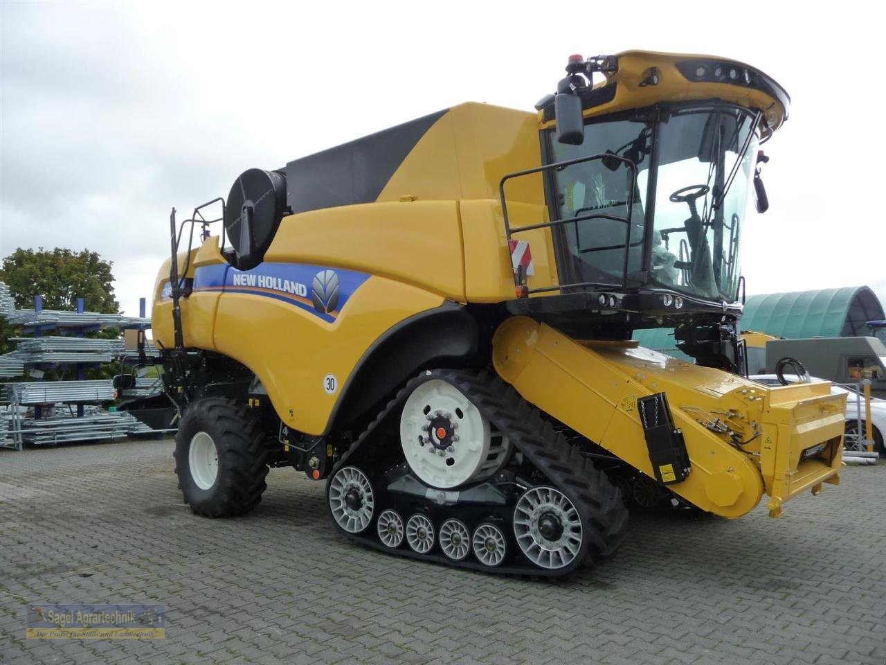 Mähdrescher του τύπου New Holland CX8.90 ST5 Raupe ZED, Neumaschine σε Rhaunen (Φωτογραφία 2)