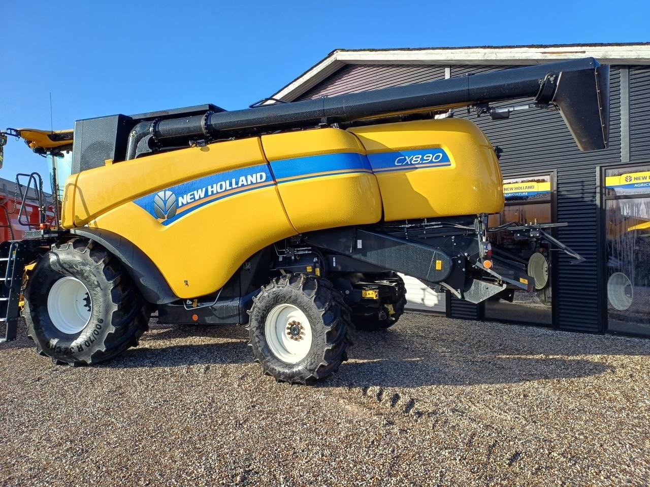 Mähdrescher van het type New Holland CX8.90 ST5 ZED, Gebrauchtmaschine in Skjern (Foto 2)