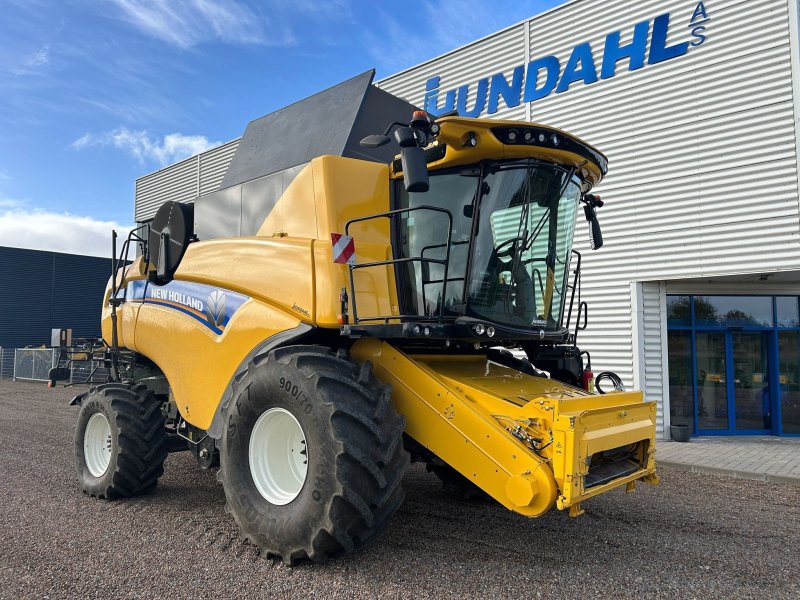 Mähdrescher του τύπου New Holland CX8.90 STAGE 5, Gebrauchtmaschine σε Thisted (Φωτογραφία 1)