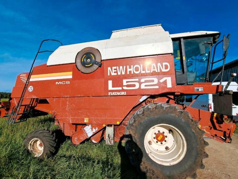 Mähdrescher des Typs New Holland L 521, Gebrauchtmaschine in Wemding (Bild 1)