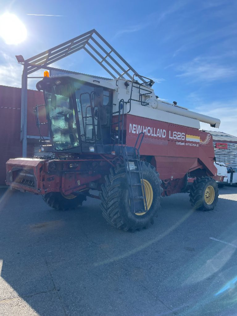 Mähdrescher a típus New Holland L626, Gebrauchtmaschine ekkor: LOMBEZ (Kép 5)