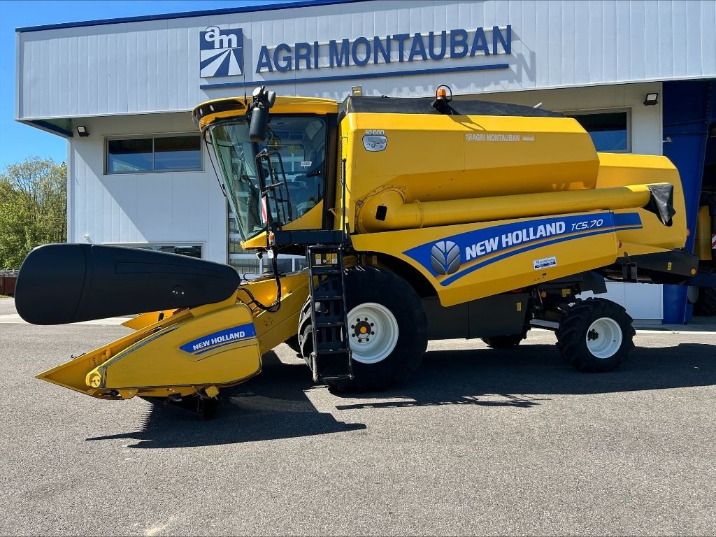 Mähdrescher типа New Holland TC 5.70, Gebrauchtmaschine в Montauban (Фотография 3)