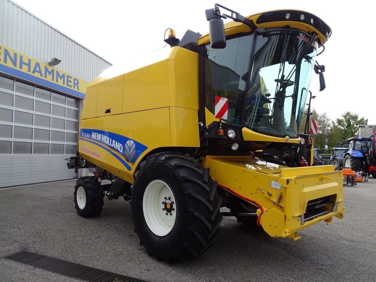 Mähdrescher typu New Holland TC 5.90, Gebrauchtmaschine v Burgkirchen (Obrázek 16)