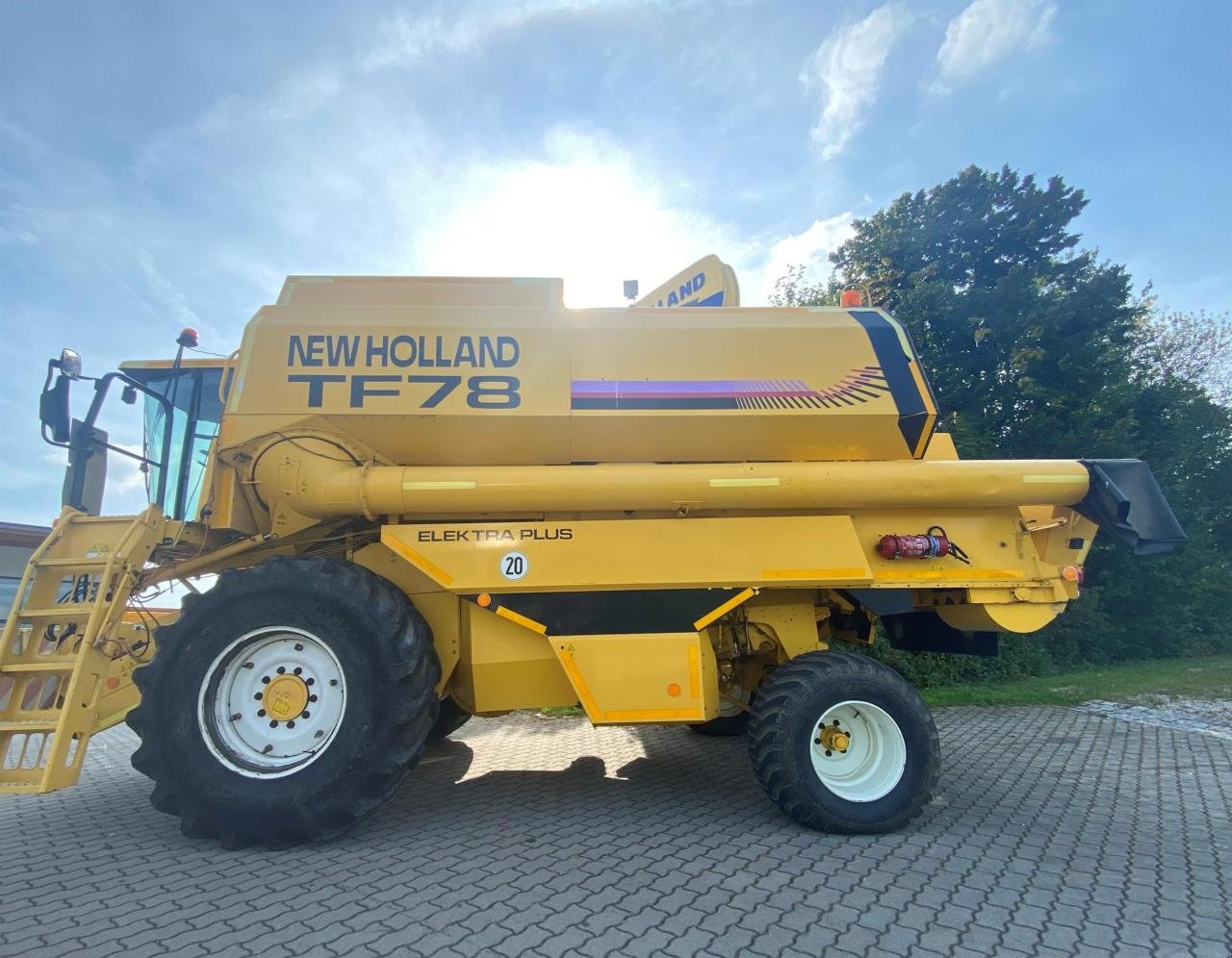 Mähdrescher tipa New Holland TF 78 Elektra Plus, Gebrauchtmaschine u Ampfing (Slika 4)