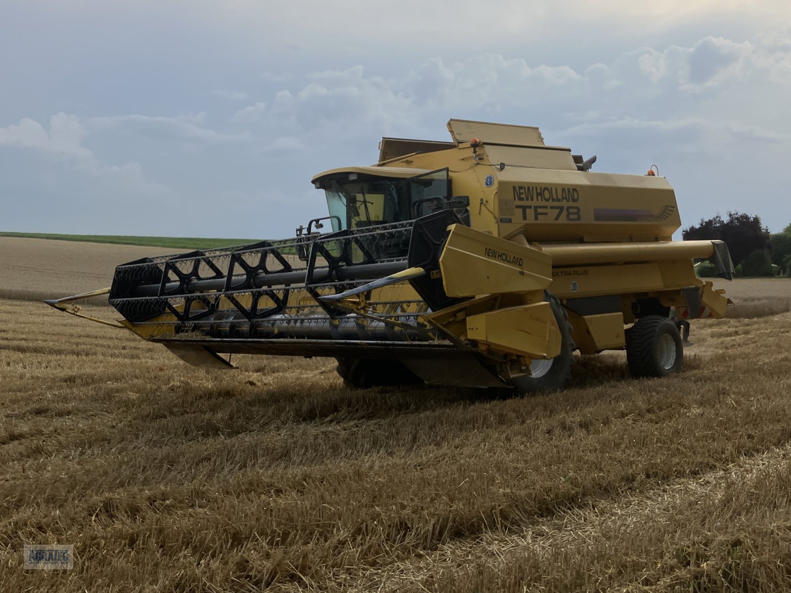 Mähdrescher Türe ait New Holland TF 78 Elektra Plus, Gebrauchtmaschine içinde Kunde (resim 10)