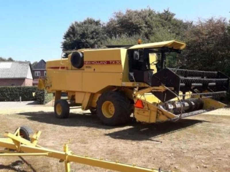 Mähdrescher del tipo New Holland TX 30 HYDRO 15 FOD, Gebrauchtmaschine en Rødding (Imagen 1)