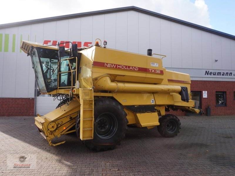 Mähdrescher del tipo New Holland TX 36, Gebrauchtmaschine In Barßel Harkebrügge