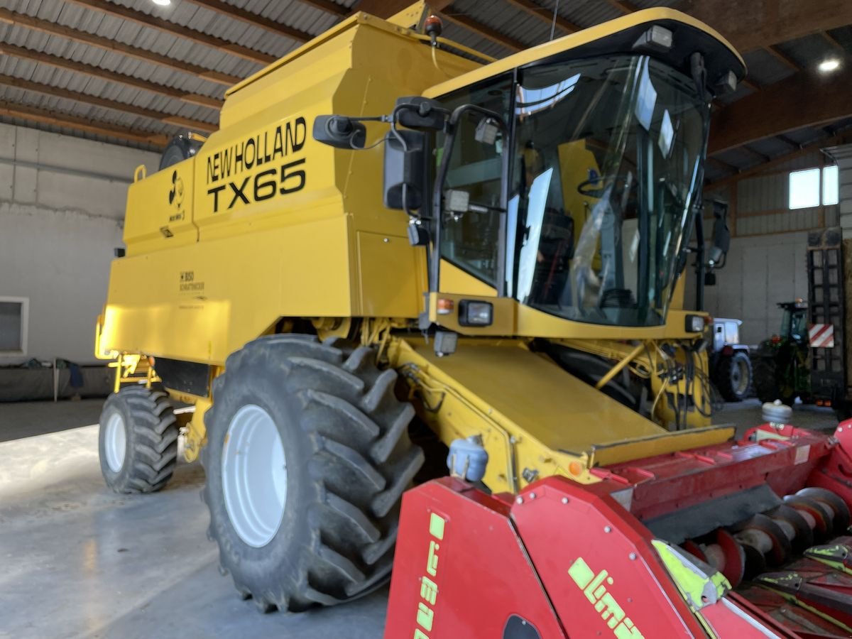 Mähdrescher typu New Holland TX 65 PLUS, Gebrauchtmaschine v Burgkirchen (Obrázok 2)