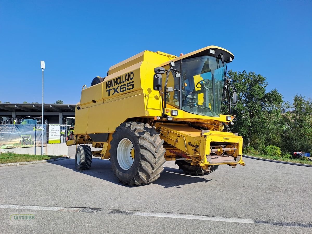 Mähdrescher del tipo New Holland TX 65 Plus, Gebrauchtmaschine In Kematen (Immagine 1)