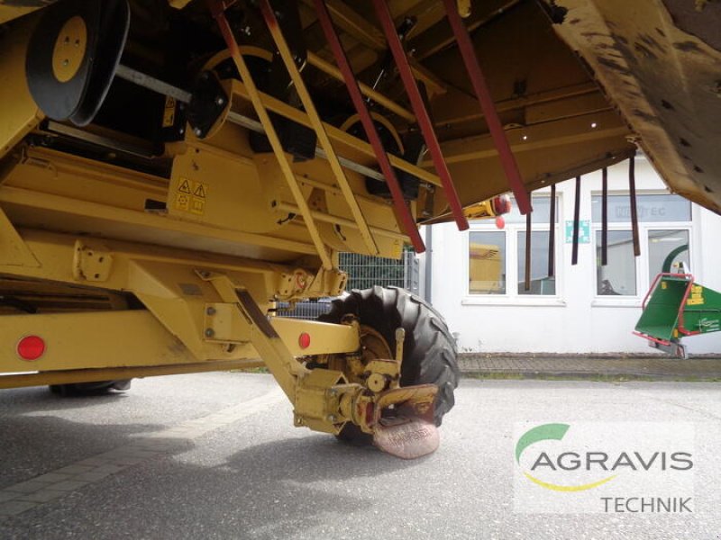 Mähdrescher del tipo New Holland TX 68 HYDRO, Gebrauchtmaschine en Nartum (Imagen 10)