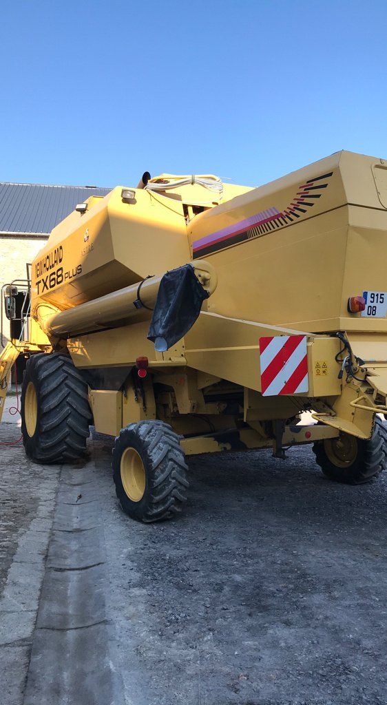 Mähdrescher του τύπου New Holland TX 68, Gebrauchtmaschine σε VERT TOULON (Φωτογραφία 8)