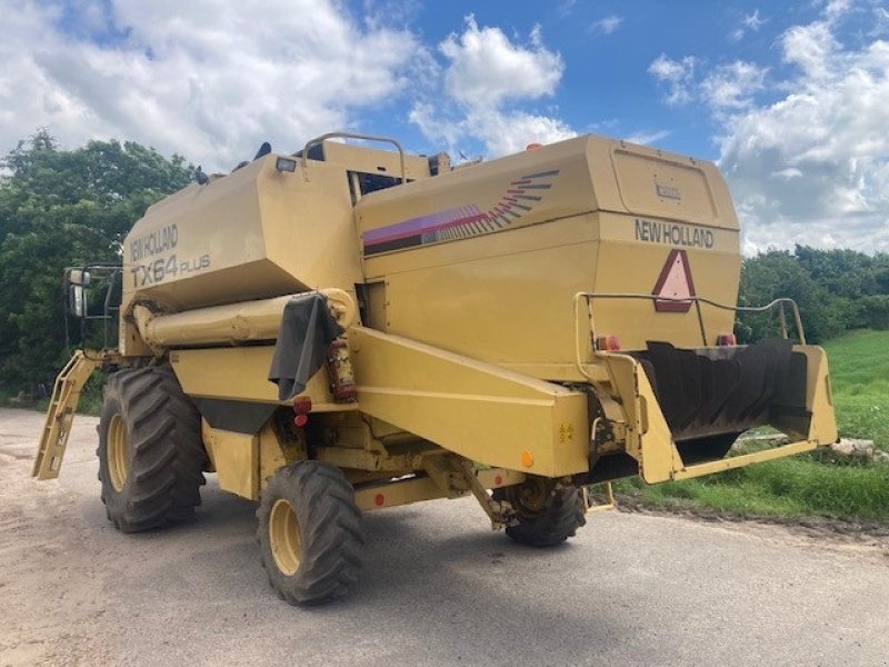 Mähdrescher tip New Holland TX64FSH 17F, Gebrauchtmaschine in Thisted (Poză 3)