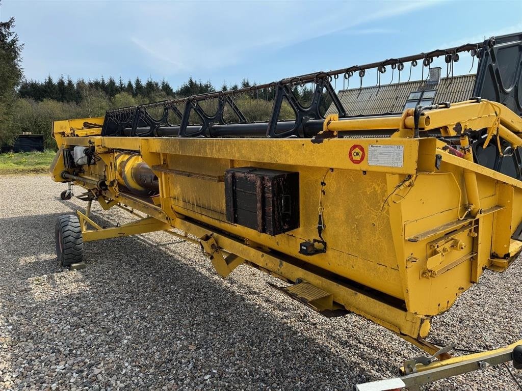 Mähdrescher del tipo New Holland TX66 TX 68, Gebrauchtmaschine en Holstebro (Imagen 5)