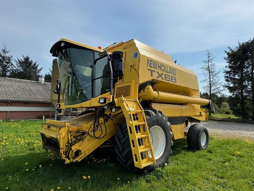 Mähdrescher del tipo New Holland TX66 TX 68, Gebrauchtmaschine en Holstebro (Imagen 1)