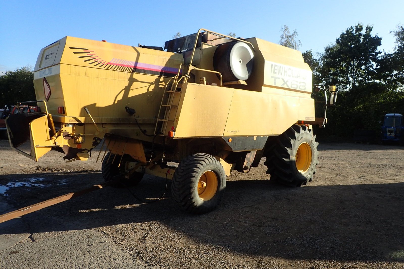 Mähdrescher of the type New Holland TX68, Gebrauchtmaschine in Viborg (Picture 4)