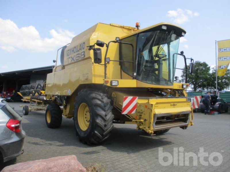 Mähdrescher typu New Holland TX68, Gebrauchtmaschine w Düsseldorf (Zdjęcie 1)