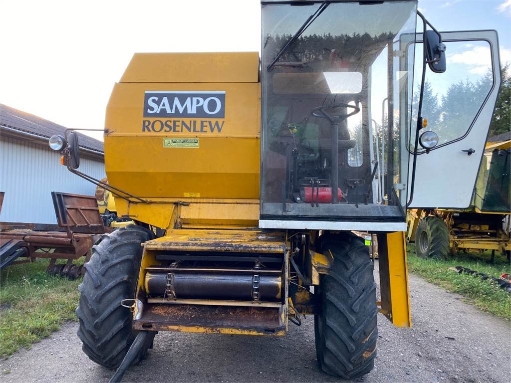 Mähdrescher du type Sampo 690, Gebrauchtmaschine en Hemmet (Photo 11)