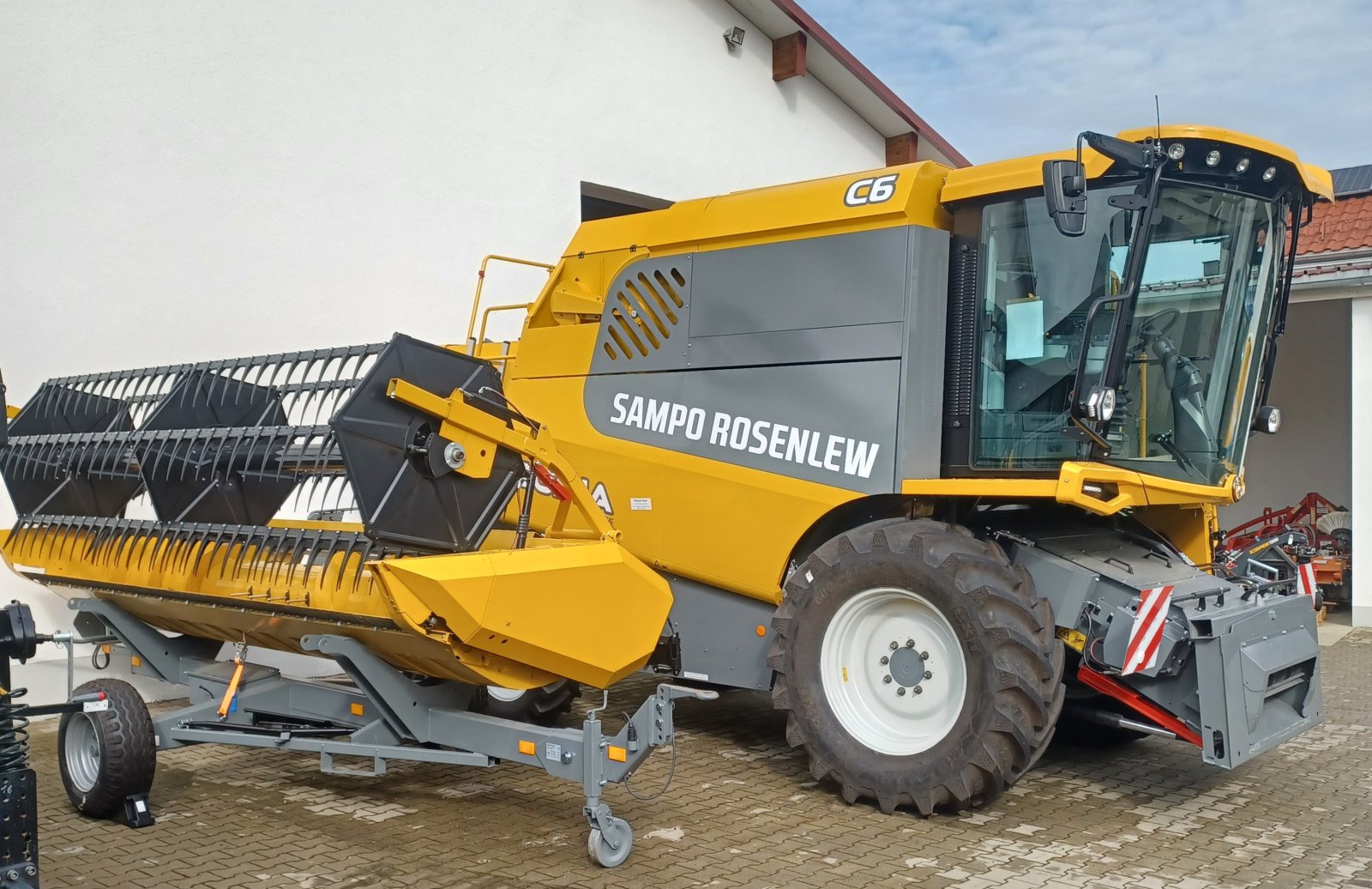 Mähdrescher del tipo Sampo C 6, Neumaschine en Au/Hallertau (Imagen 1)