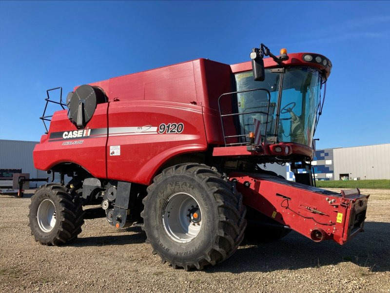 Mähdrescher van het type Sonstige AXIAL 9120, Gebrauchtmaschine in CHEMINOT