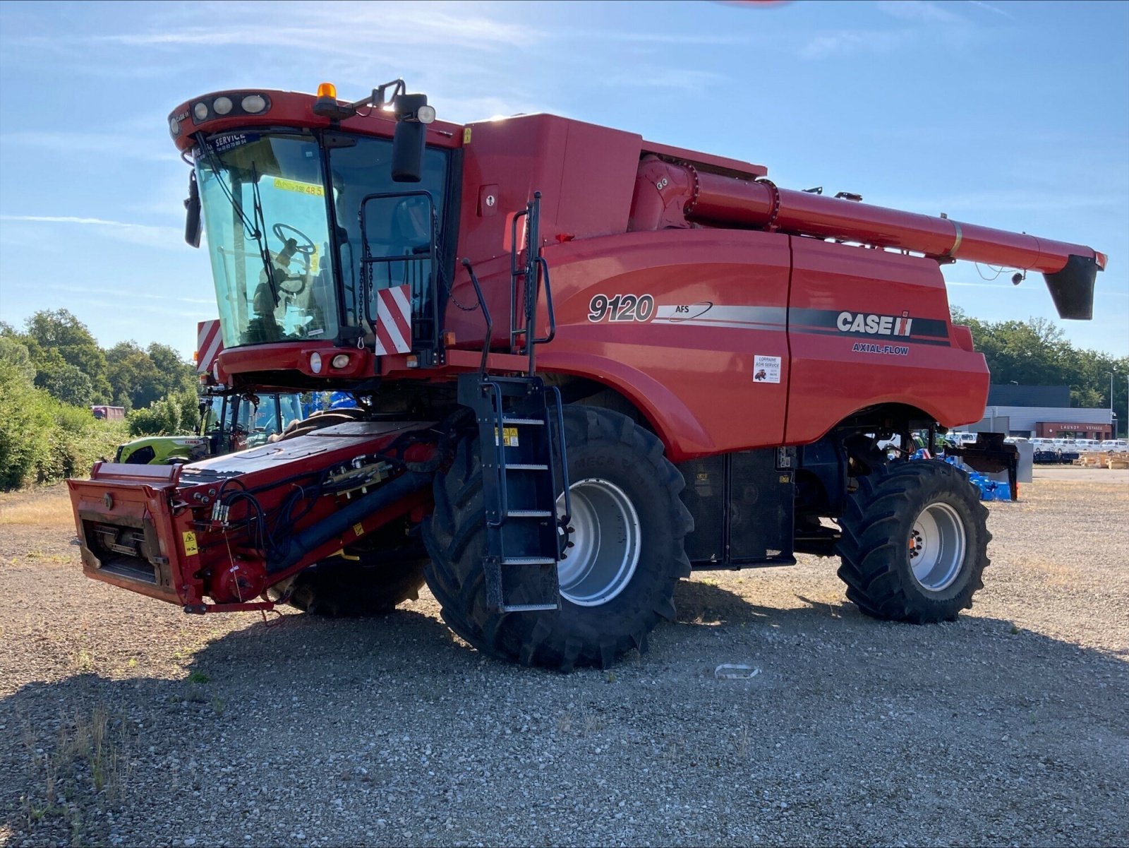 Mähdrescher van het type Sonstige AXIAL 9120, Gebrauchtmaschine in CHEMINOT (Foto 2)