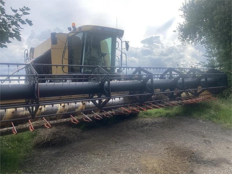 Mähdrescher typu Sonstige CAT LEXION 465 TERRA-TRAC, Gebrauchtmaschine v Hinnerup (Obrázok 7)