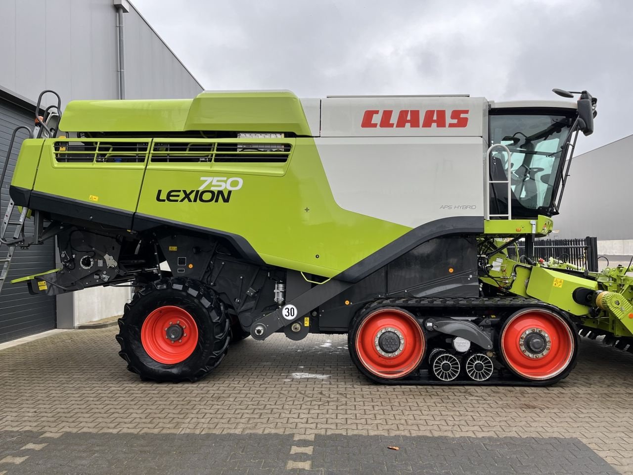 Mähdrescher tip Sonstige Claas Lexion 750 TT, Gebrauchtmaschine in Beek en Donk (Poză 2)