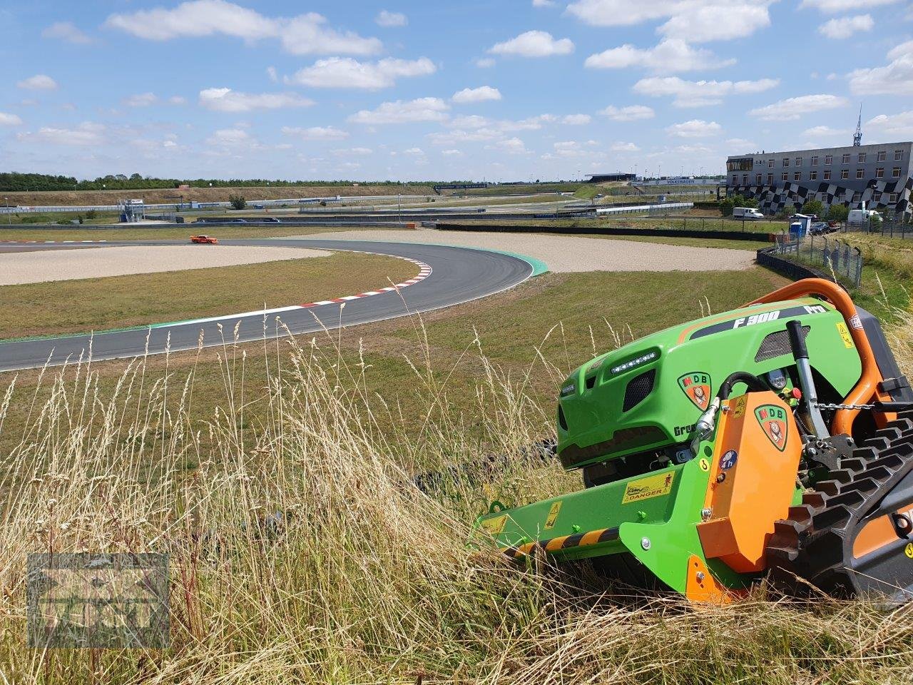 Mähraupe del tipo MDB F300 PRO Mulchraupe /Mähraupe /Funkraupe-Lagergerät-, Neumaschine en Schmallenberg (Imagen 9)