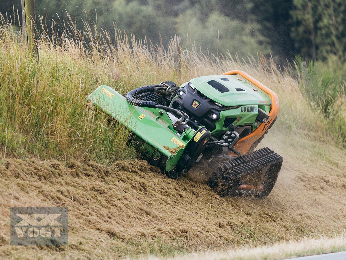 Mähraupe van het type MDB LV600 PRO Mulchraupe /Funkraupe /Geräteträger inkl. Mulchkopf V-130, Neumaschine in Schmallenberg (Foto 11)