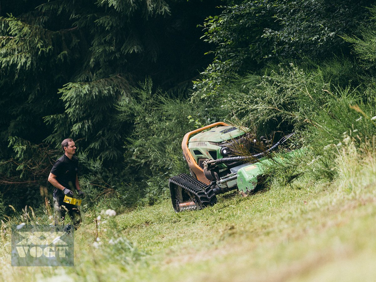 Mähraupe of the type MDB LV600 PRO Mulchraupe /Funkraupe /Geräteträger inkl. Mulchkopf V-130, Neumaschine in Schmallenberg (Picture 13)