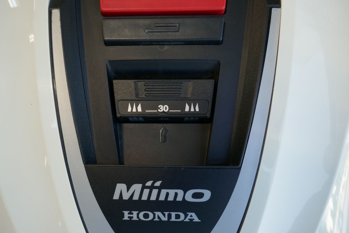 Mähroboter du type Honda Miimo HRM 40 live, Gebrauchtmaschine en Villach (Photo 4)