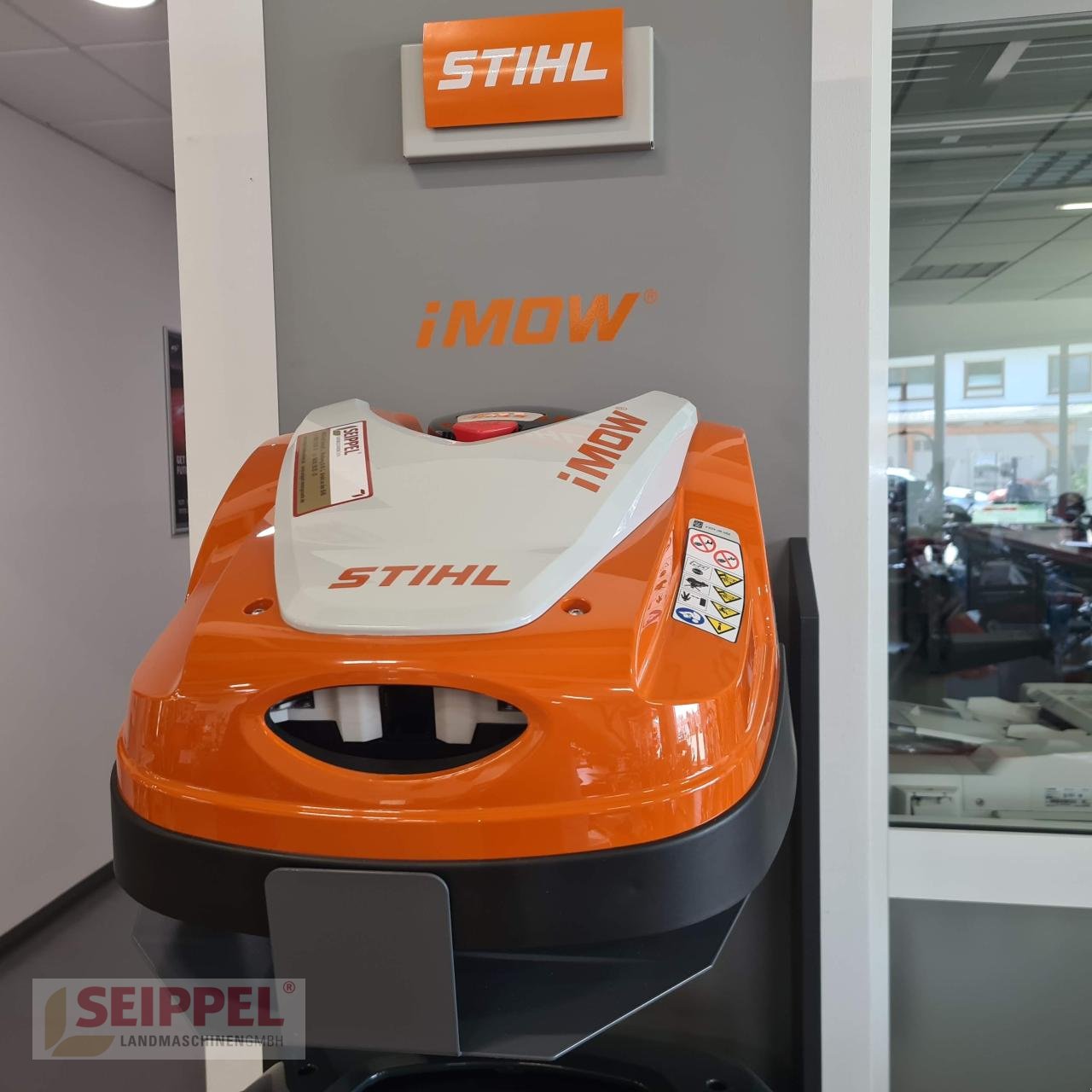 Mähroboter του τύπου Stihl RMI 422.2, Neumaschine σε Groß-Umstadt (Φωτογραφία 1)