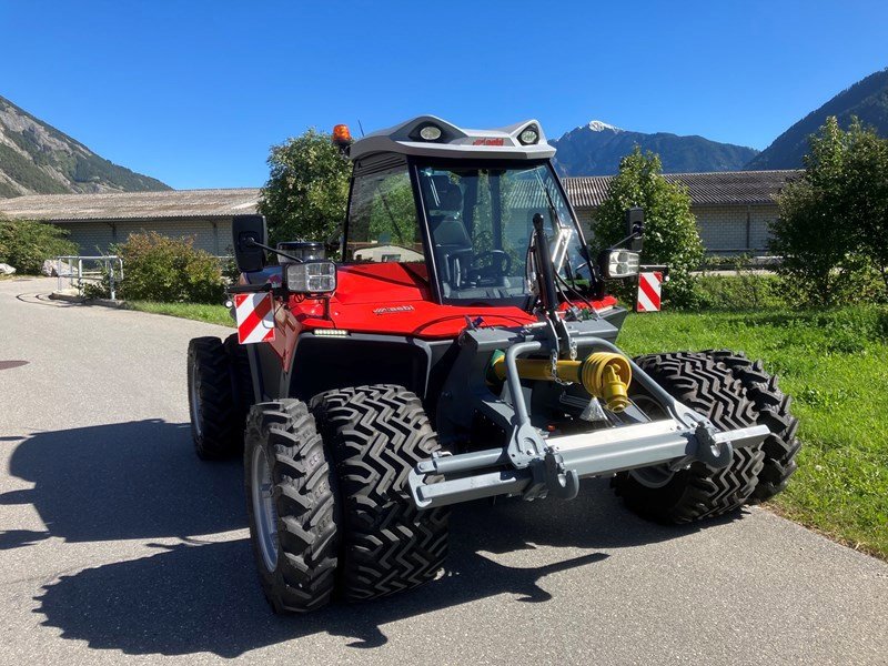 Mähtrak & Bergtrak typu Aebi TT281+, Ausstellungsmaschine v Landquart (Obrázek 1)