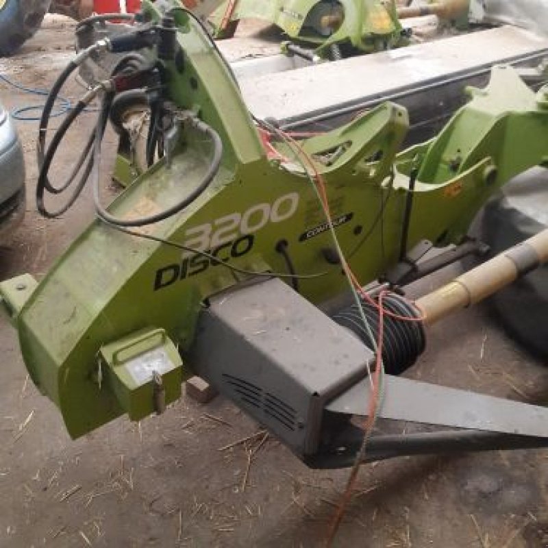 Mähwerk des Typs CLAAS DISCO 3200 C, Gebrauchtmaschine in Belleville sur Meuse (Bild 4)