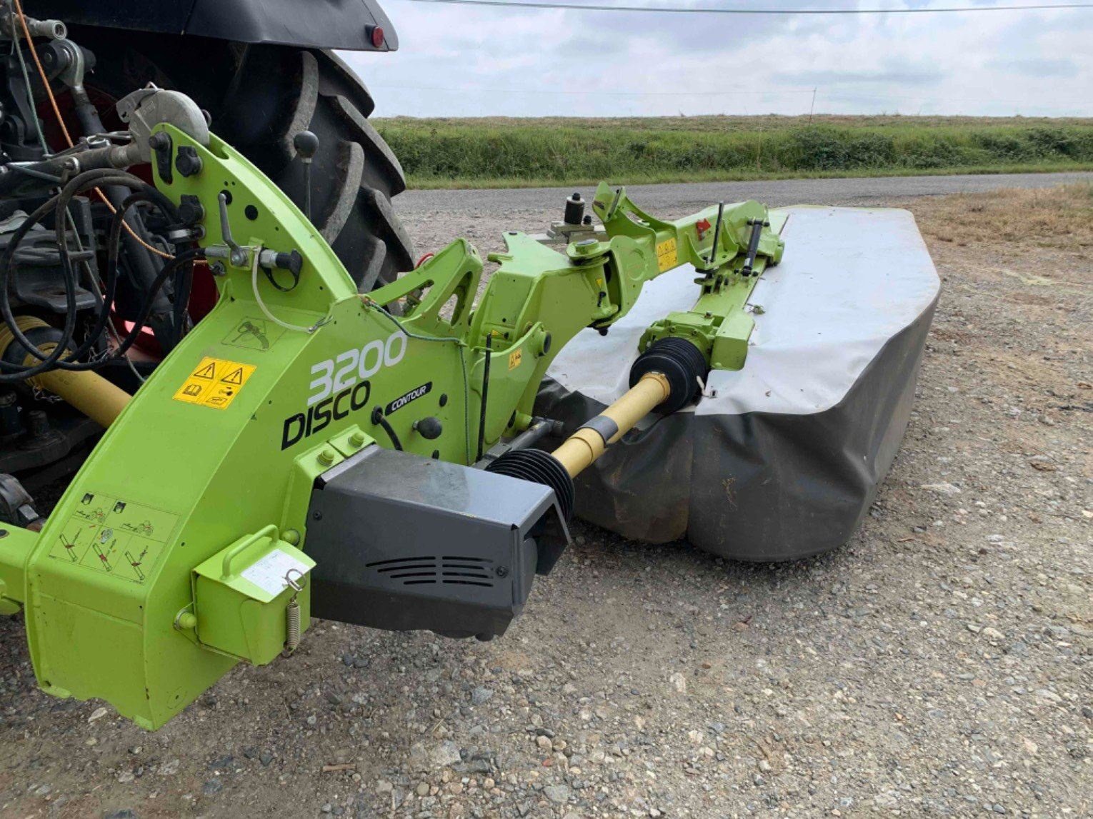 Mähwerk van het type CLAAS DISCO 3200 CONTOUR, Gebrauchtmaschine in Aubiet (Foto 3)