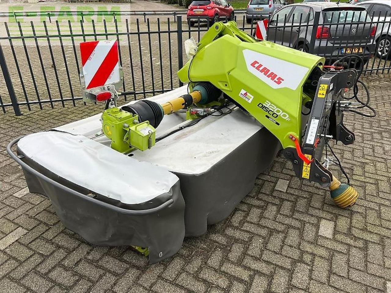 Mähwerk del tipo CLAAS disco 3200 f move, Gebrauchtmaschine In ag BROEKLAND (Immagine 2)