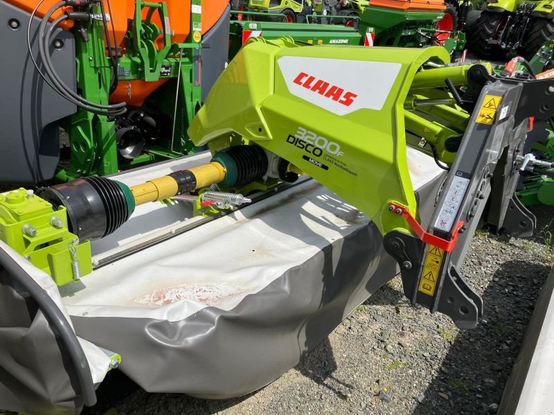 Mähwerk Türe ait CLAAS DISCO 3200 F MOVE, Neumaschine içinde Hof (resim 7)